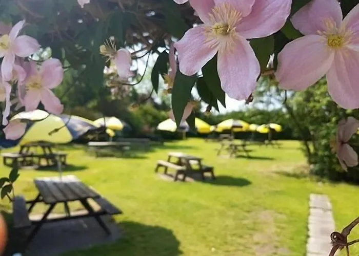 The Wheatsheaf Bed & Breakfast 3*